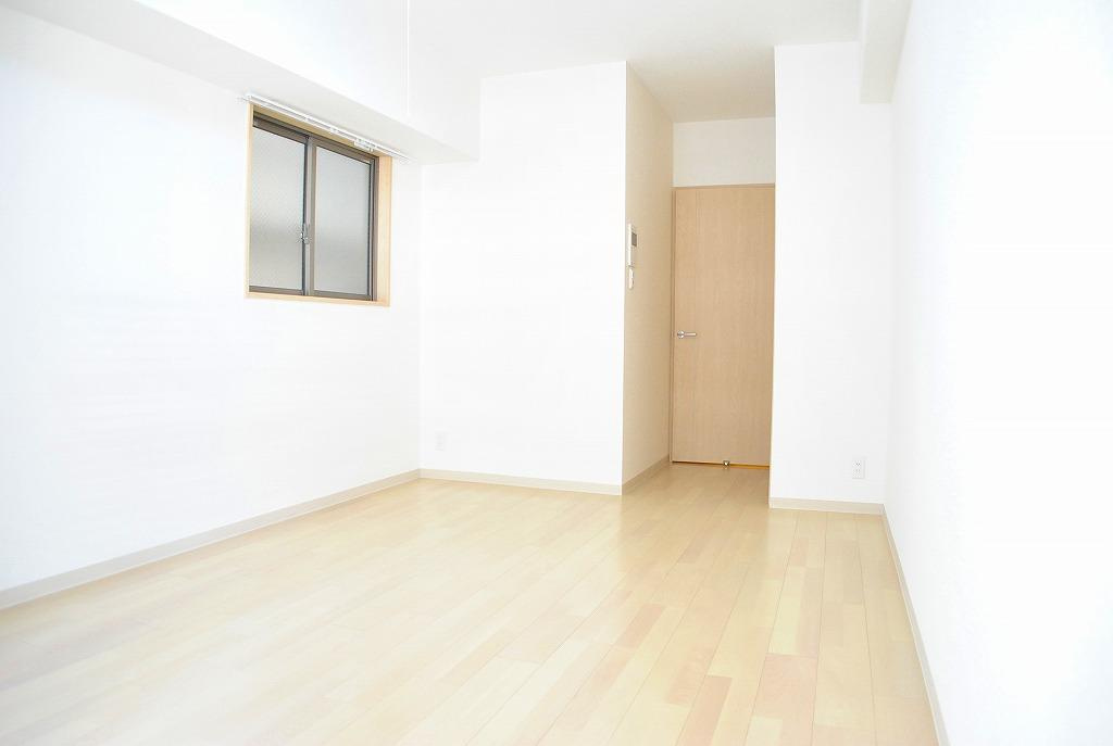 アーバンフラッツ心斎橋の内装|La Douceur心斎橋（ラドゥセール心斎橋）　洋室