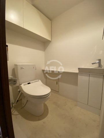 カスタリアタワー長堀橋のトイレ|カスタリアタワー長堀橋　温水洗浄便座