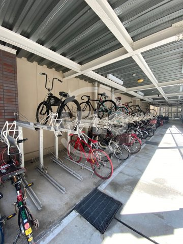 カスタリアタワー長堀橋のその他共用部分|カスタリアタワー長堀橋　駐輪場
