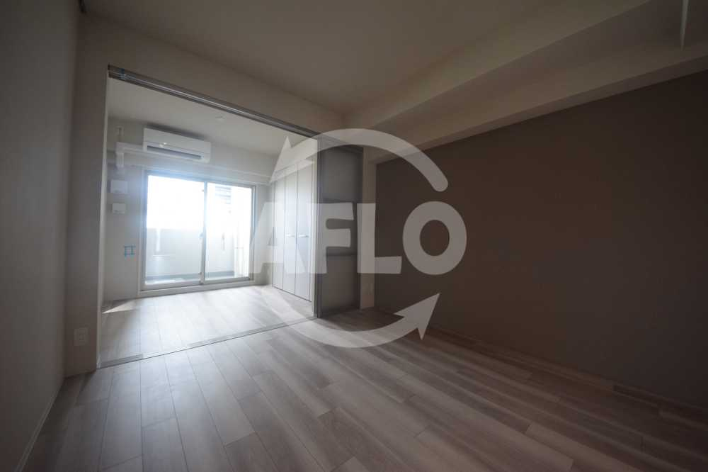 アーバネックス心斎橋EAST　南小学校区の居間・リビング|アーバネックス心斎橋EAST　洋室