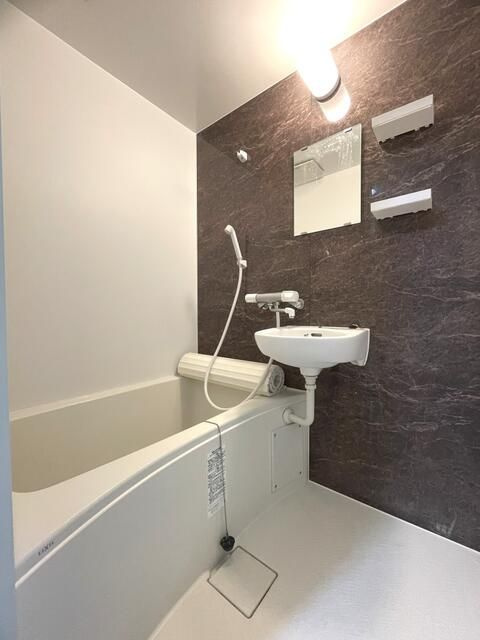 レインボーマンションの浴室