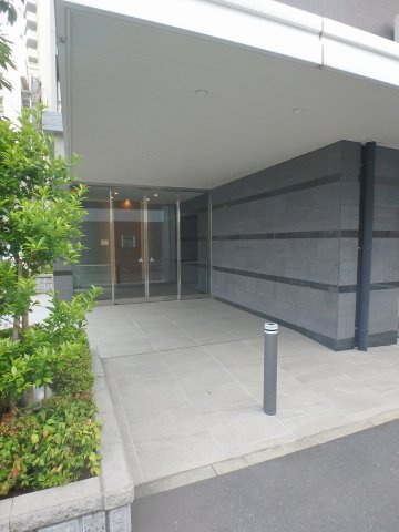 ザ・パークハビオ巣鴨のエントランス