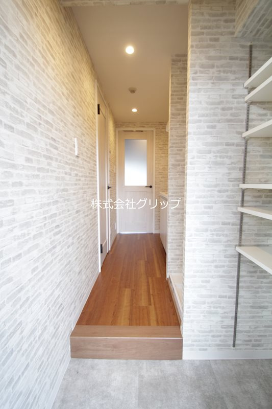 モンテベルデ横浜中央の玄関