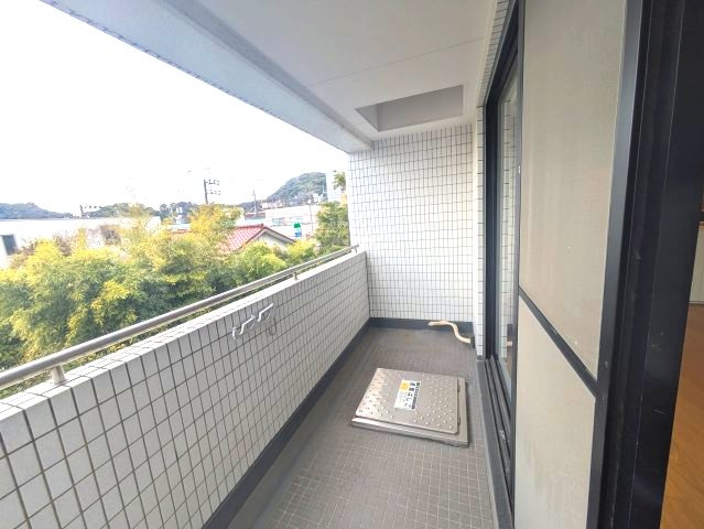 雪ノ下ロイアルハイツ　3階　リノベーションのバルコニー|バルコニー