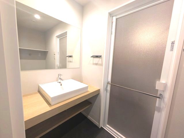 雪ノ下ロイアルハイツ　3階　リノベーションの独立洗面台|独立洗面台