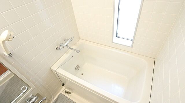 ハイツ東戸塚Ⅱ　Ｂ棟の浴室