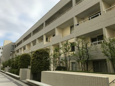 ハイツ東戸塚Ⅱ　Ｂ棟の外観