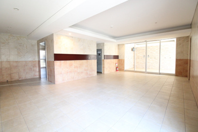 【ロビー】 | アム・シューレ | ロビー