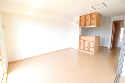  | リベルテ空港東 | 302 LDK