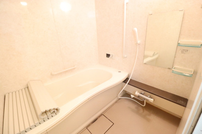 【浴室】 | リベルテ空港東 | 302 お風呂