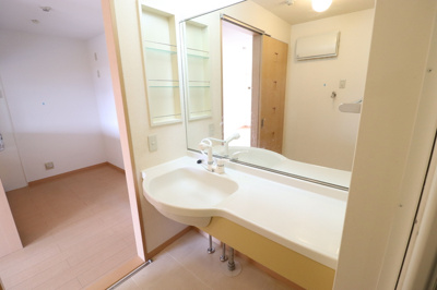  | リベルテ空港東 | 302 洗面化粧台