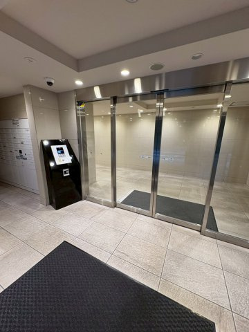 プレシス文京小石川静穏の杜のエントランス