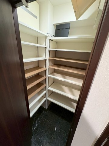 プレシス文京小石川静穏の杜の収納