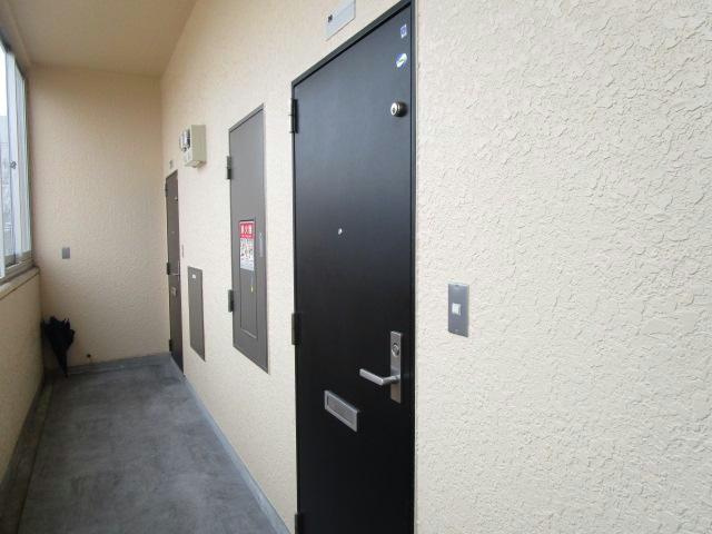 ノースコートサンスイの玄関