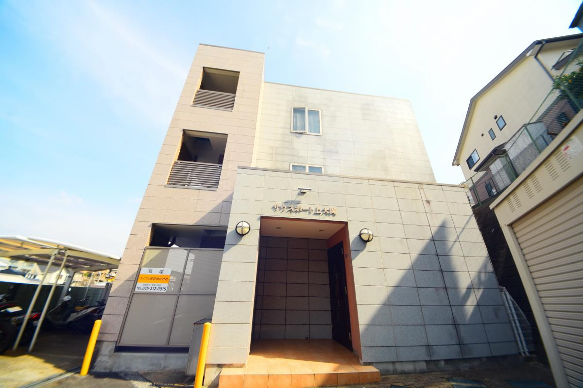 サウスポート上大岡のエントランス