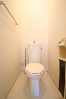 【トイレ】 | セジュール柏原 A棟 | トイレ