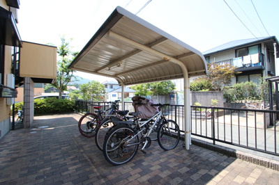 【その他共用部分】 | セジュール柏原 A棟 | 駐輪場