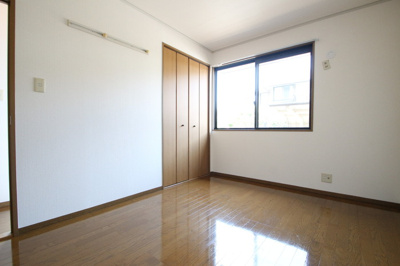 【洋室】 | セジュール柏原 A棟 | 洋室/6帖