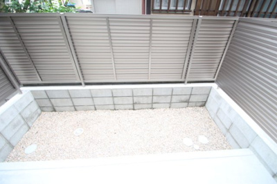 【庭】 | D-room ATAKA | 105 専用庭