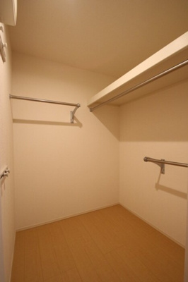  | ユニヴェール小笹 | 102 ウォークインクローゼット