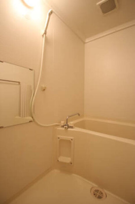  | トリアノンみどりが丘 B棟 | B203浴室