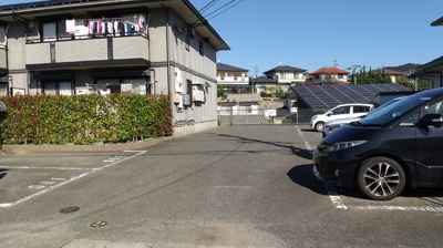 【駐車場】 | フローラル香椎 | 駐車場