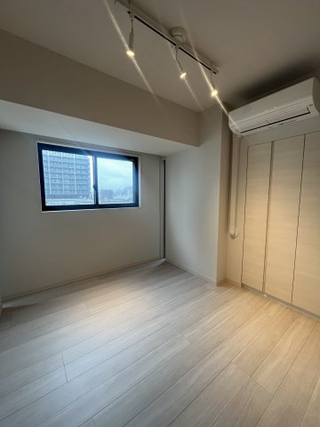 アルビオ・ガーデン東静岡　8階　3LDKの洋室