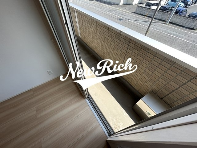 前橋市元総社町３丁目のアパートのバルコニー