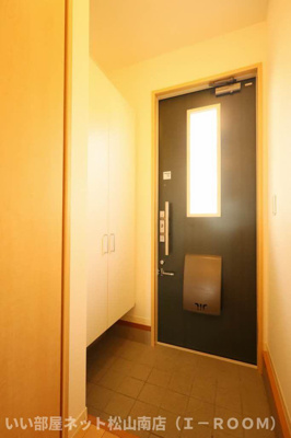 【玄関】 | コンフォート Ａ棟