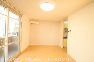 【居間・リビング】 | コンフォート Ａ棟