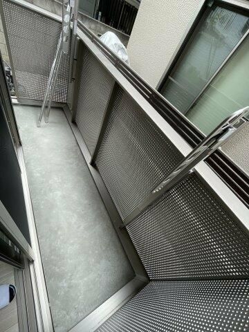 マルト参番館のバルコニー