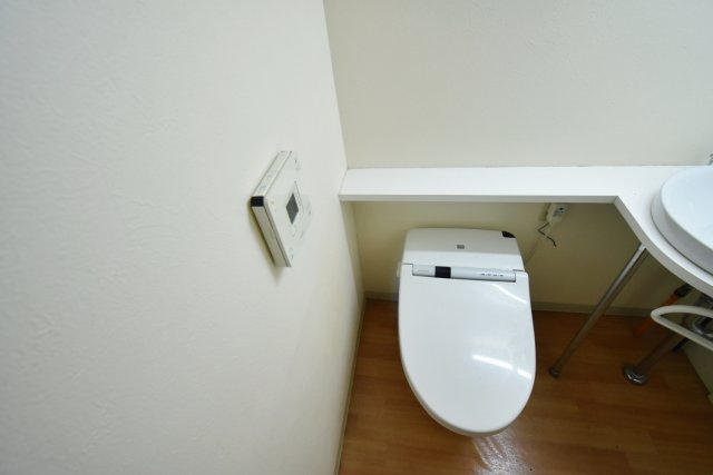 C4 koshien eastのトイレ