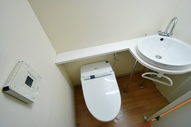 C4 koshien eastのトイレ