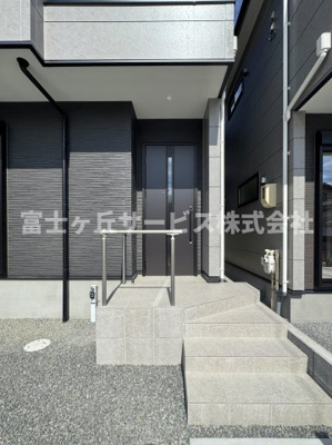 【エントランス】 | 静岡市駿河区南安倍3丁目 2期 新築一戸建て 1号棟 | エントランスです