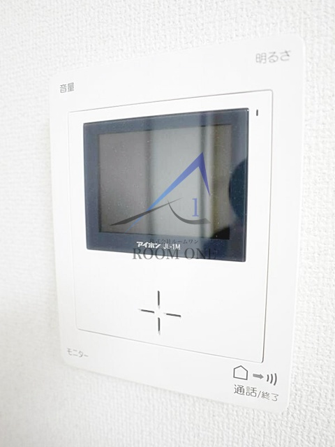 ラルーチェ武蔵小杉のセキュリティ|モニター付きインターホンです。