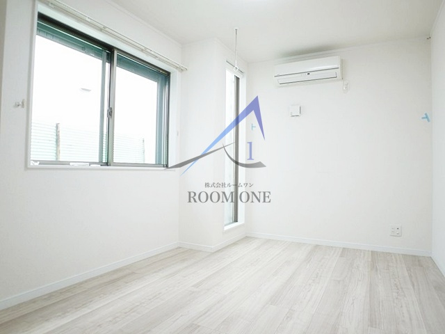 ラルーチェ武蔵小杉の居間・リビング|洋室のお部屋です。