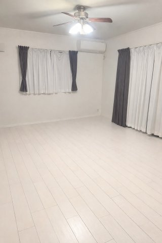 中古一戸建て　磐田市竜洋中島　の居間・リビング