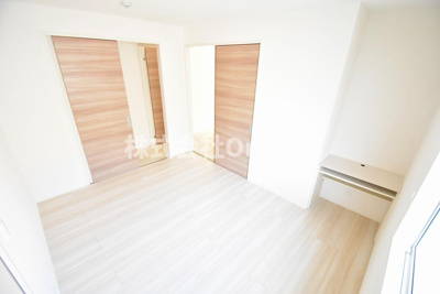 【洋室】 | リオ放出