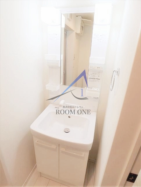 スカイヒルズ羽田の洗面所|洗面台です。