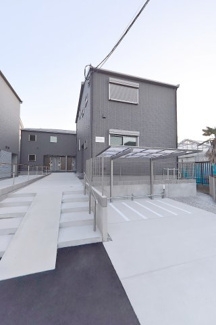 【エントランス】 | COLORS WING-A