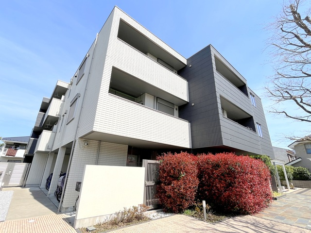 ヴァンヴェール西館の外観|★ＨＥＢＥＬ　ＨＡＵＳの賃貸住宅へーベルメゾン★