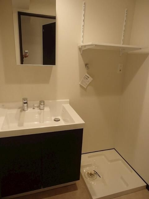 クラストガーデンⅢの独立洗面台