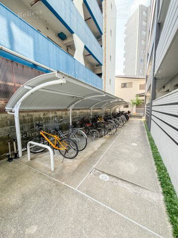 久留米市小頭町の賃貸マンションのその他共用部分|ゆとりのあるロビーです