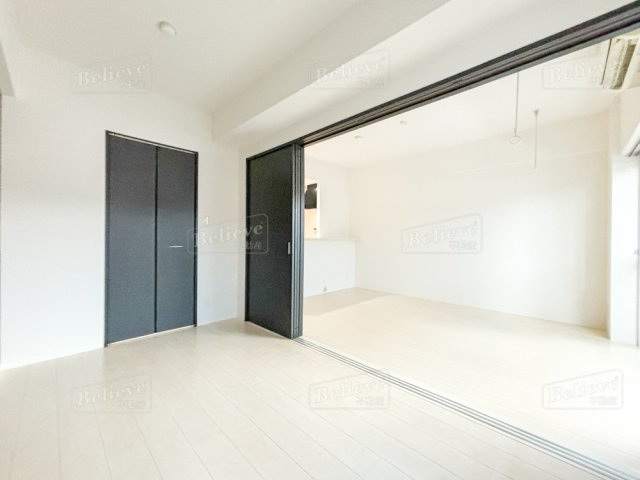 久留米市小頭町の賃貸マンションの寝室|風通しも良い寝室です☆