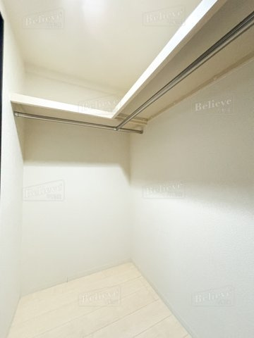 久留米市小頭町の賃貸マンションの収納|ウォークインなので広々収納☆