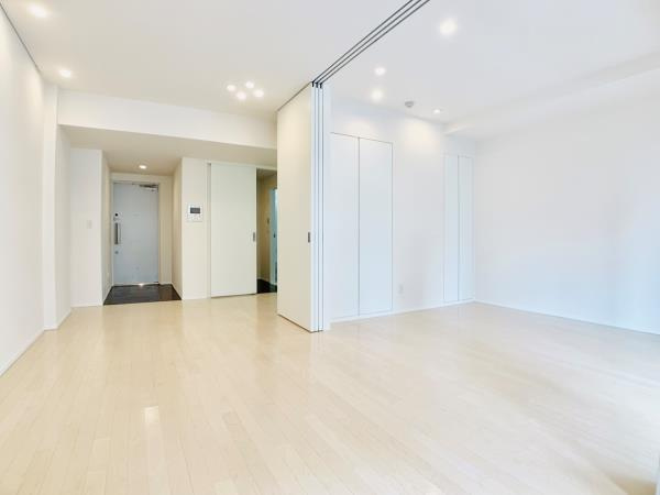 ＫＤＸレジデンス南麻布の居間・リビング