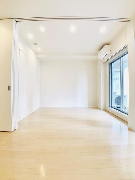 ＫＤＸレジデンス南麻布の居間・リビング