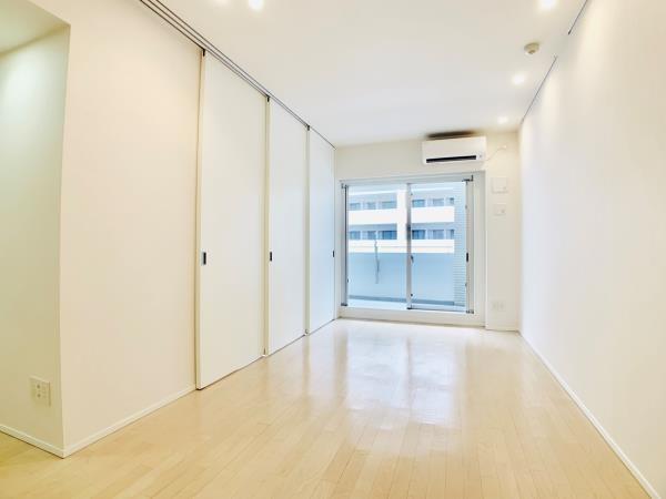 ＫＤＸレジデンス南麻布の居間・リビング