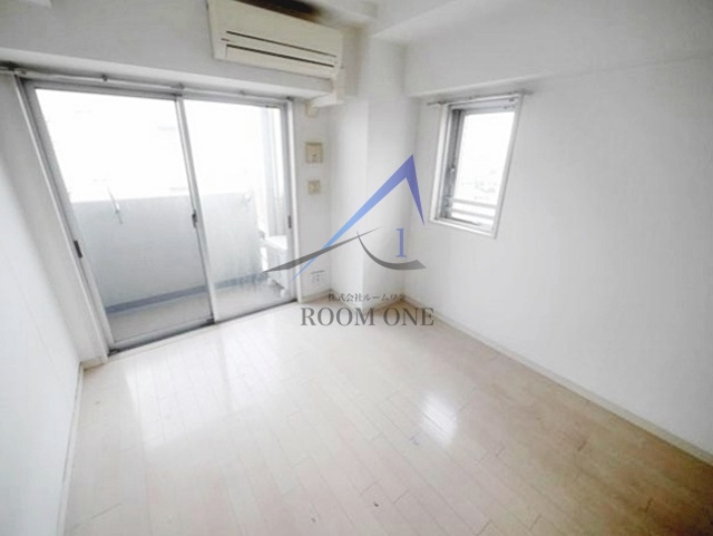 バージュアル横濱鶴見の居間・リビング|洋室のお部屋です。