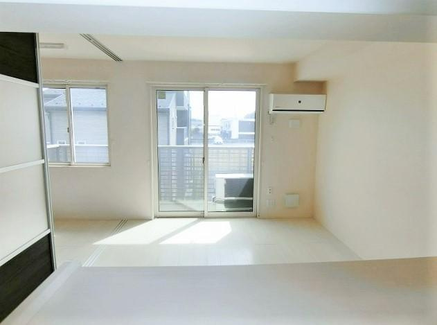 スマートエメロードの居間・リビング